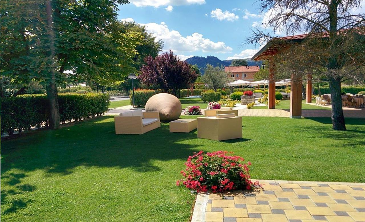 Hotel Villa D'Evoli Castropignano Exteriör bild